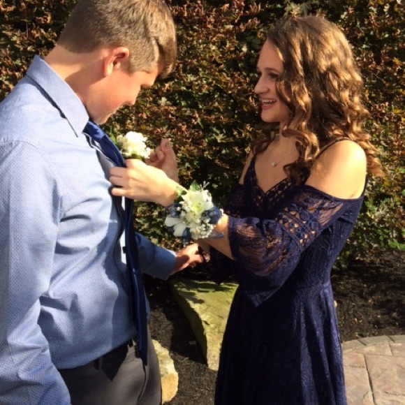 Navy dress - Picture 3 of 3